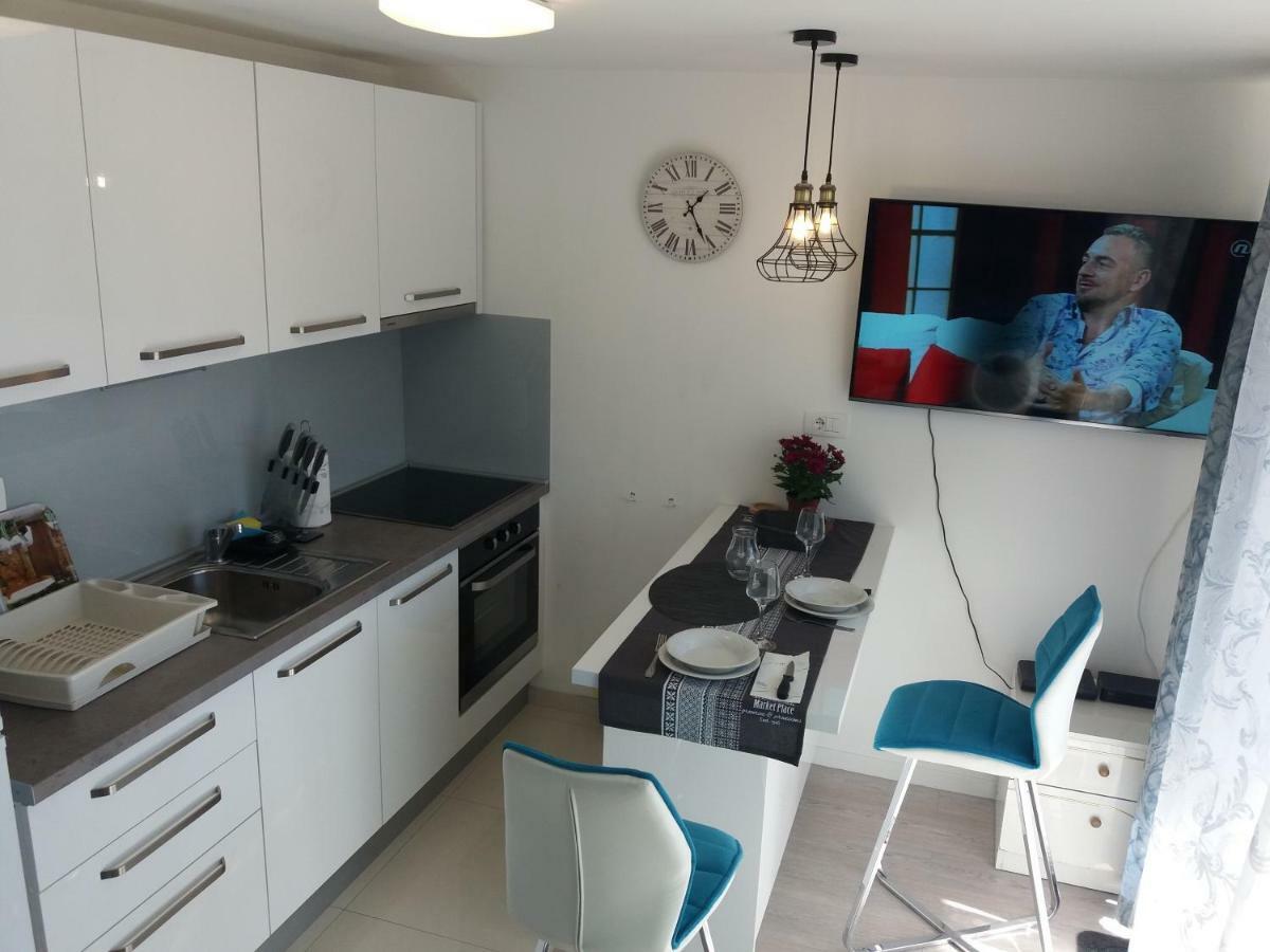 Frana Blue Apartament *